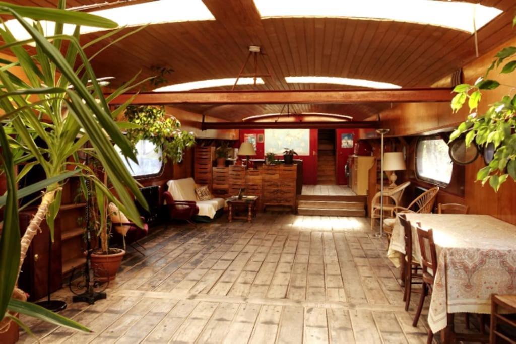 Belle Peniche Romantique A Paris Boulogne-Billancourt Exterior foto
