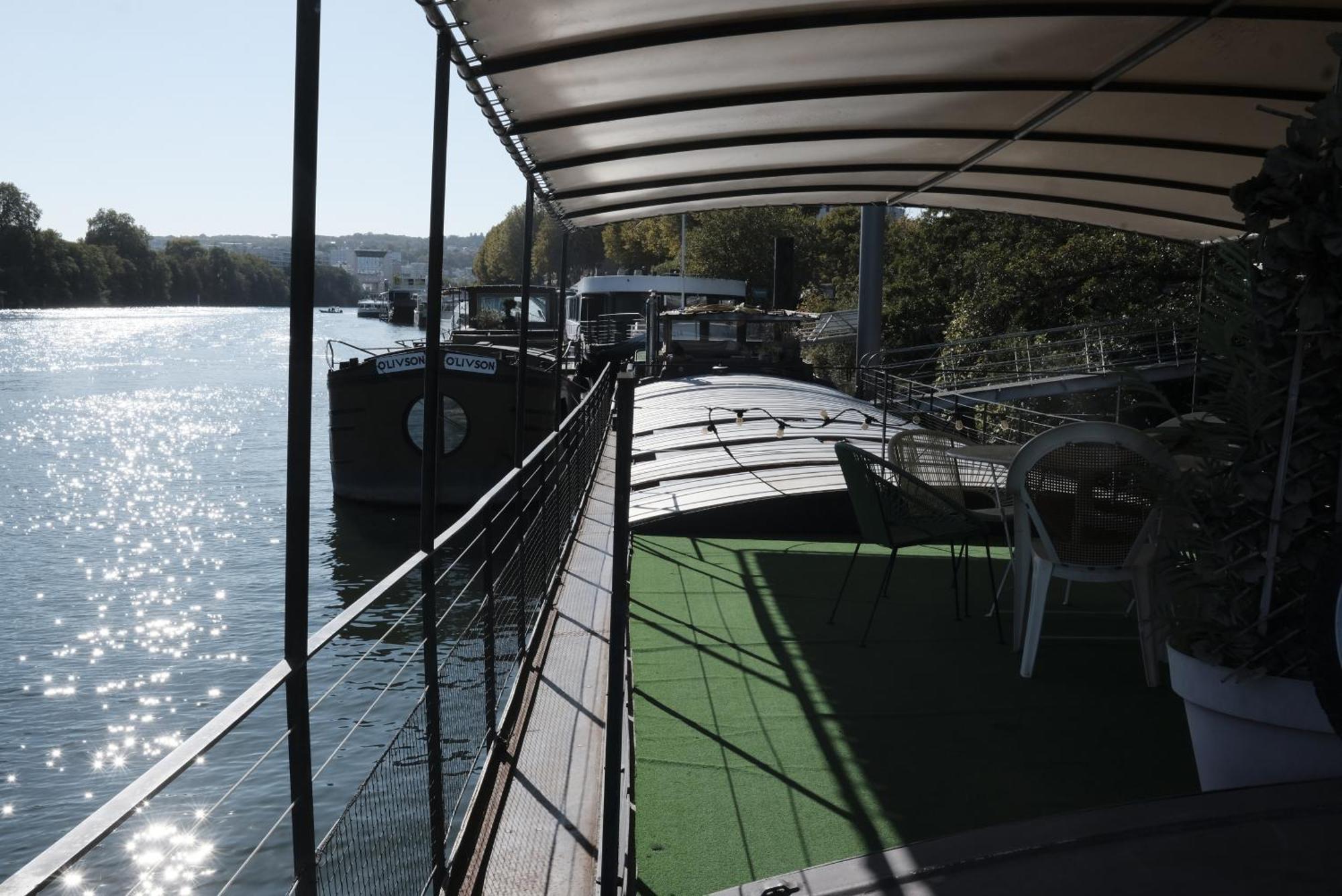 Belle Peniche Romantique A Paris Boulogne-Billancourt Exterior foto